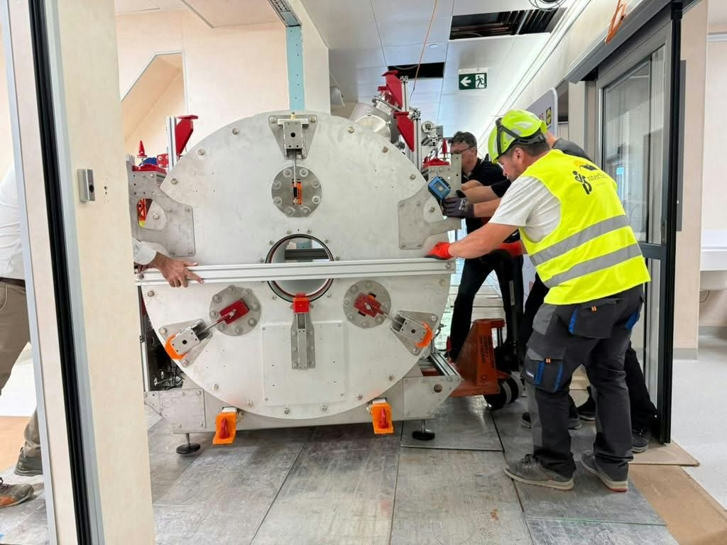 Primul RMN neonatal din România, instalat la Spitalul Marie Curie