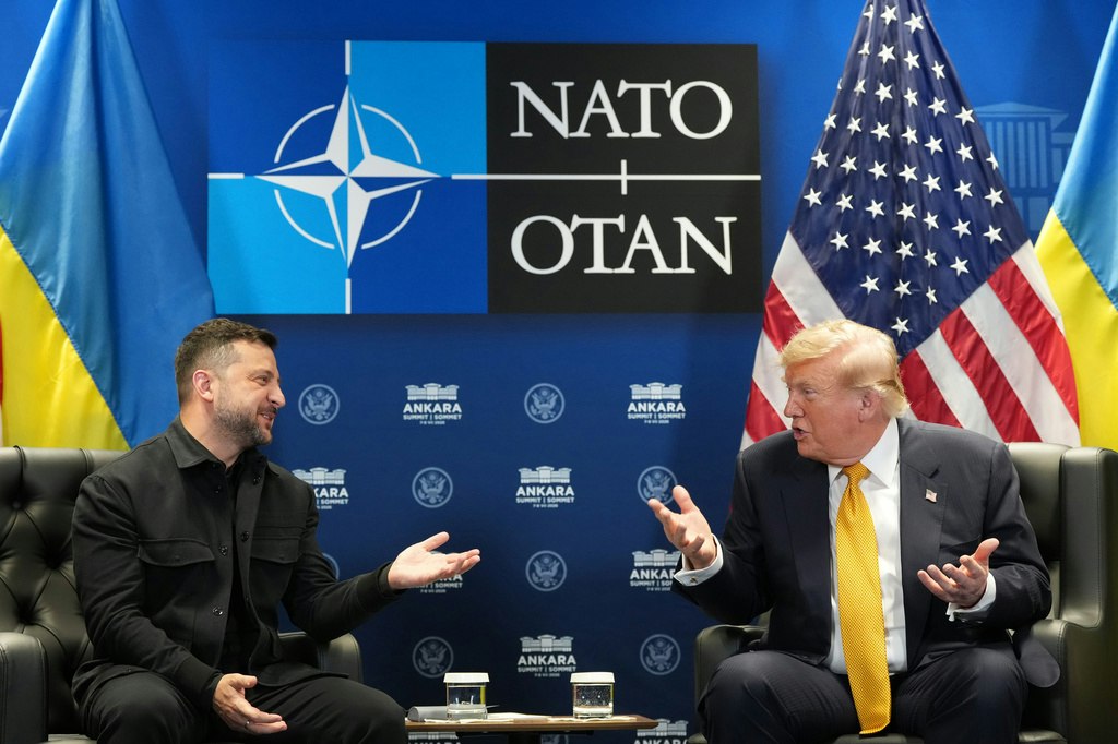 Trump cere Ucrainei să înceteze atacurile asupra rafinăriilor din Rusia