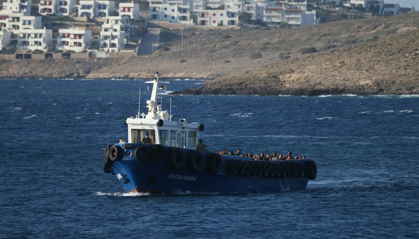Nava cu migranti in Grecia Nava cu migranti in Grecia