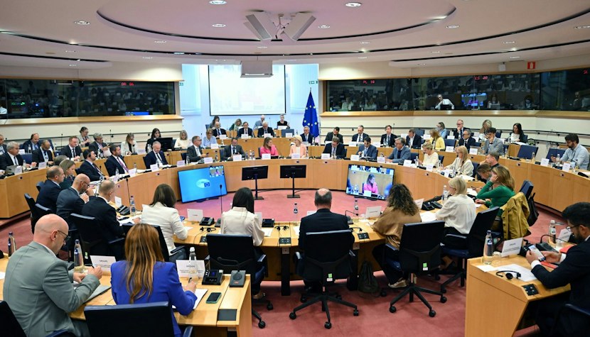 Parlamentul European acuză Rusia de atacuri hibride împotriva Europei.