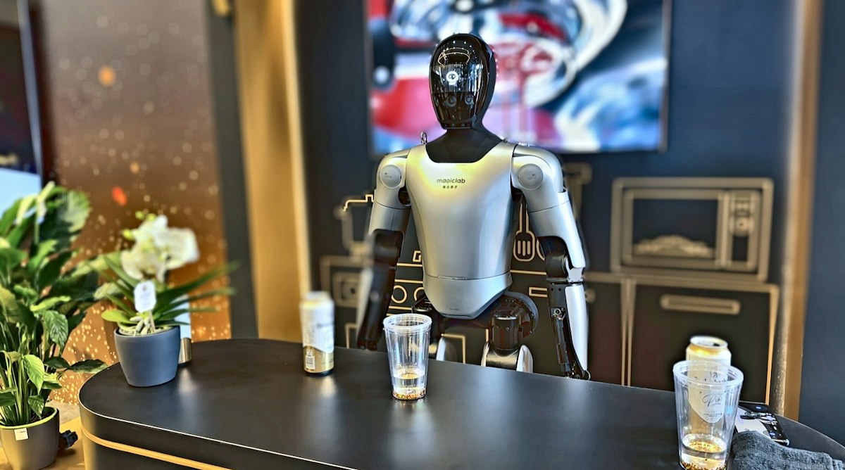 Creșterea industriei roboților colaborativi pune noi provocări pentru forța de muncă