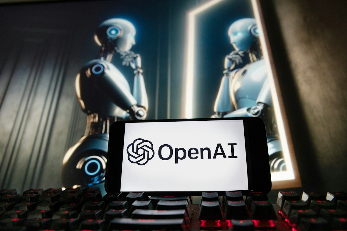 OpenAI dezvăluie incidente cu modelele AI care au creat date false și surse inventate
