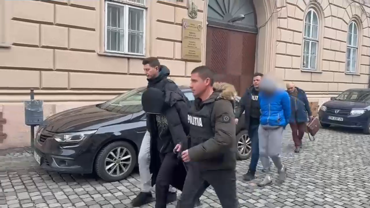 Prima sentință în dosarul crimei din Cenei. Un adolescent a primit 15 ani de detenție