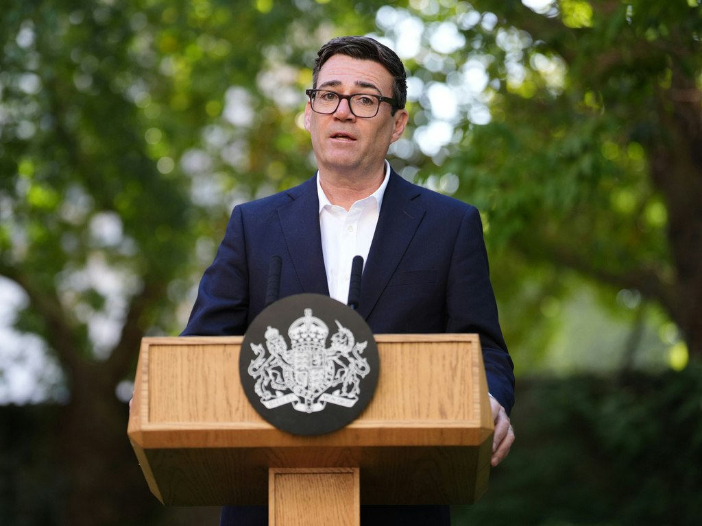Premierul britanic Andy Burnham nu exclude posibilitatea readerării Marii Britanii la UE