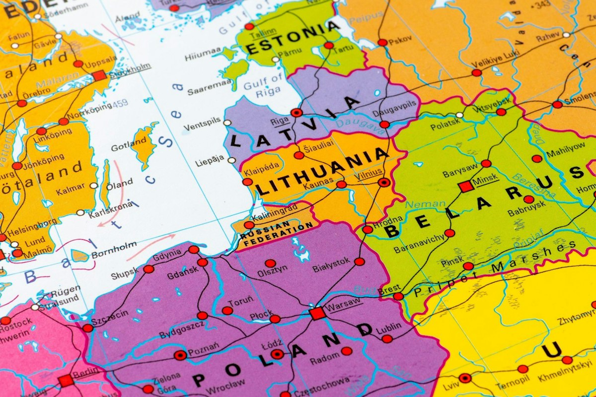 Polonia și Lituania pregătesc un plan comun de evacuare pentru statele baltice