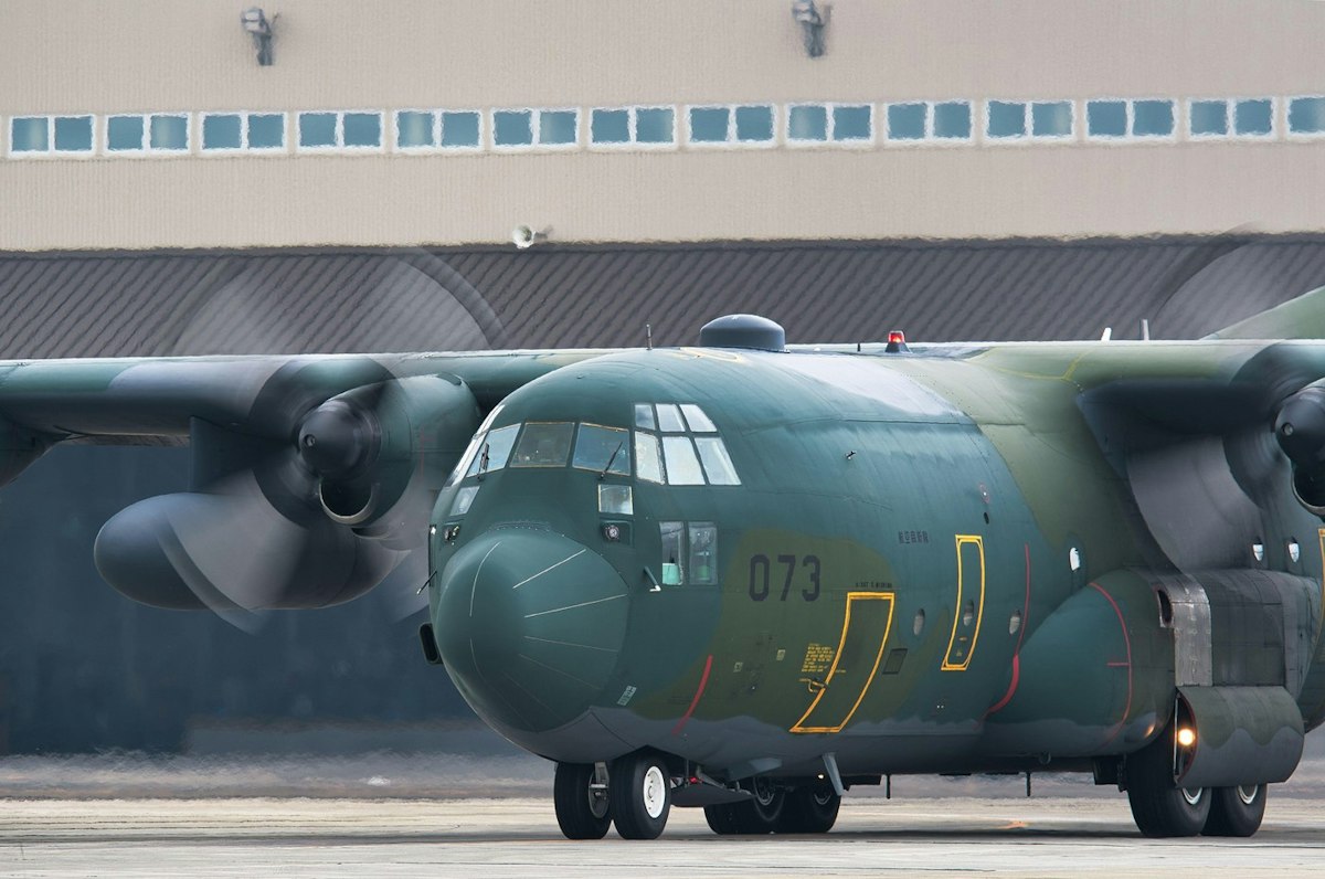 România primește un avion militar C-130H Hercules gratuit din partea SUA