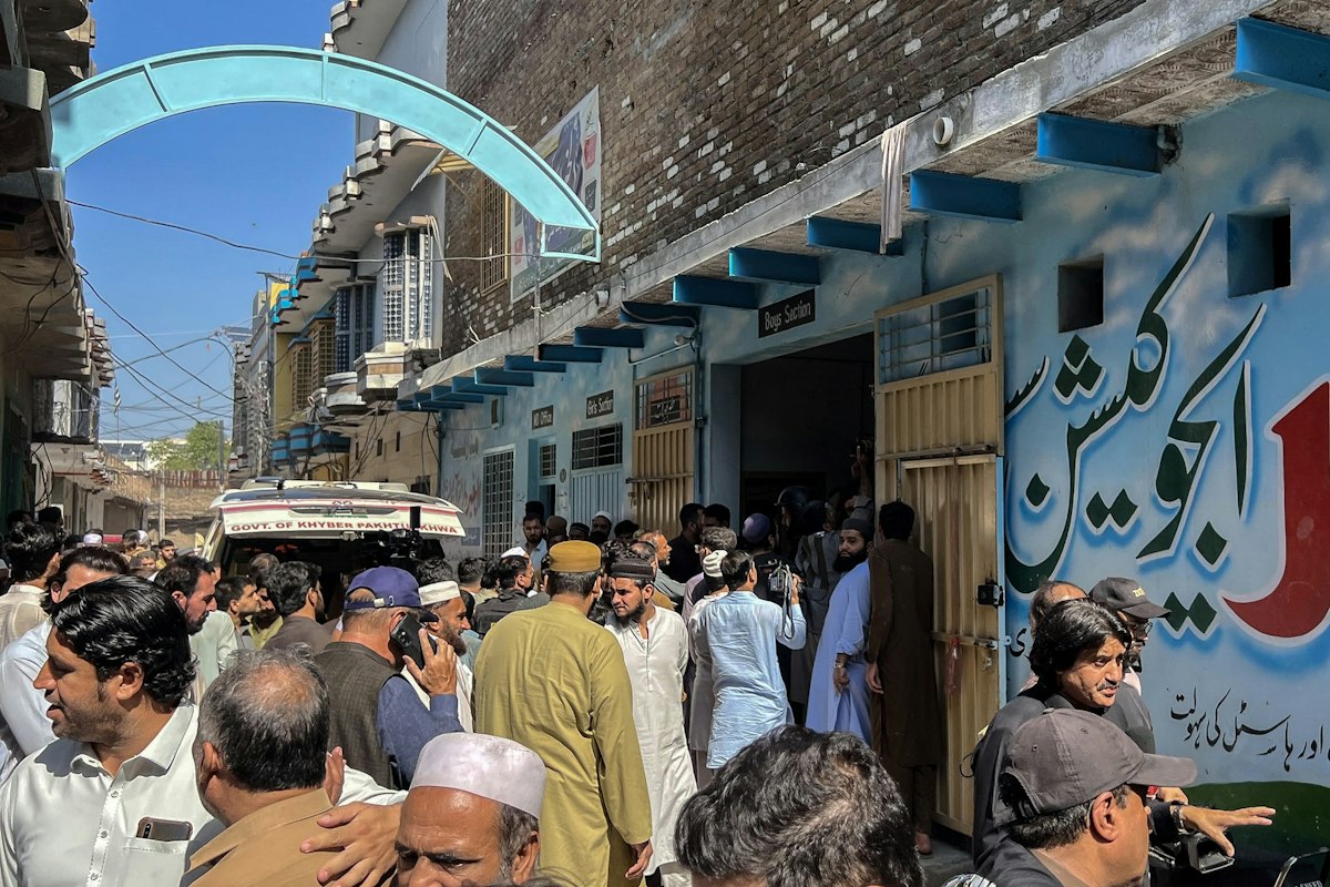 Tragedie la o școală din Pakistan: 29 de copii și o profesoară au murit după prăbușirea acoperișului