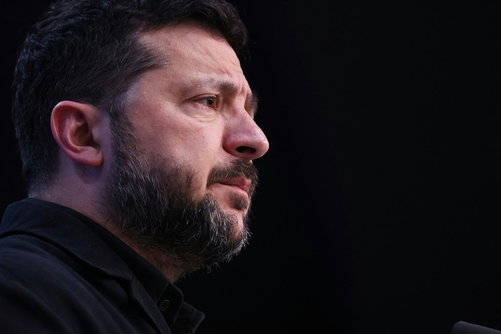 Zelenski avertizează că Rusia nu se va opri la Donbas și că testează hotărârea NATO