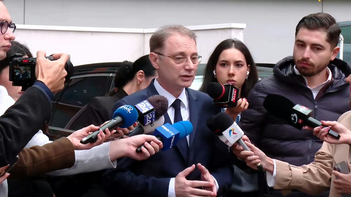 Premierul Luca Niculescu: Pilonul 2 de pensii rămâne neschimbat, nimeni nu se atinge de el