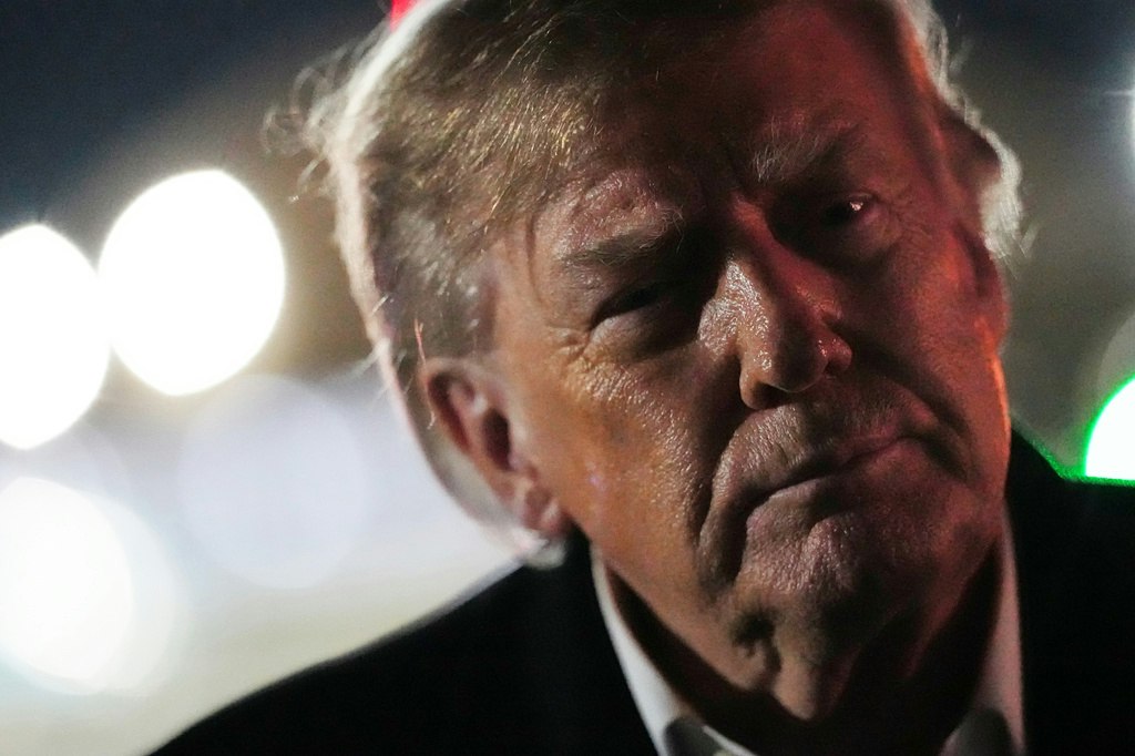 Donald Trump promite un milion de dolari pentru denunțarea fraudelor electorale. Care sunt condițiile