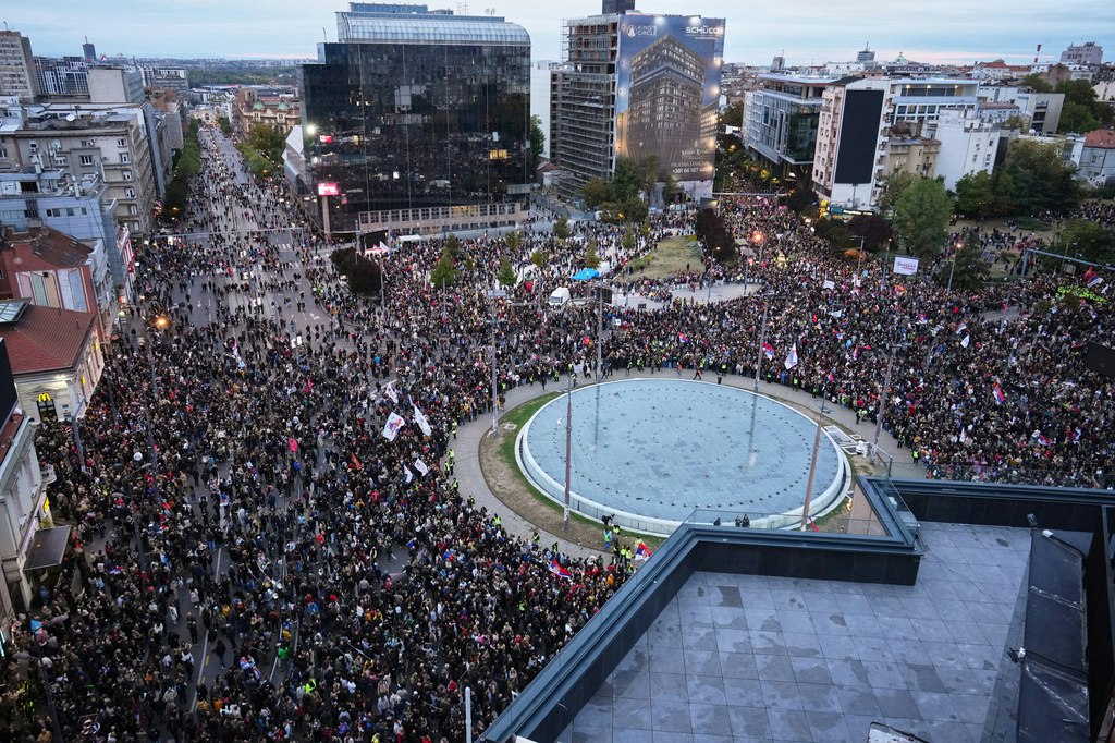 Studenții din Serbia câștigă alegerile și marchează un nou capitol politic