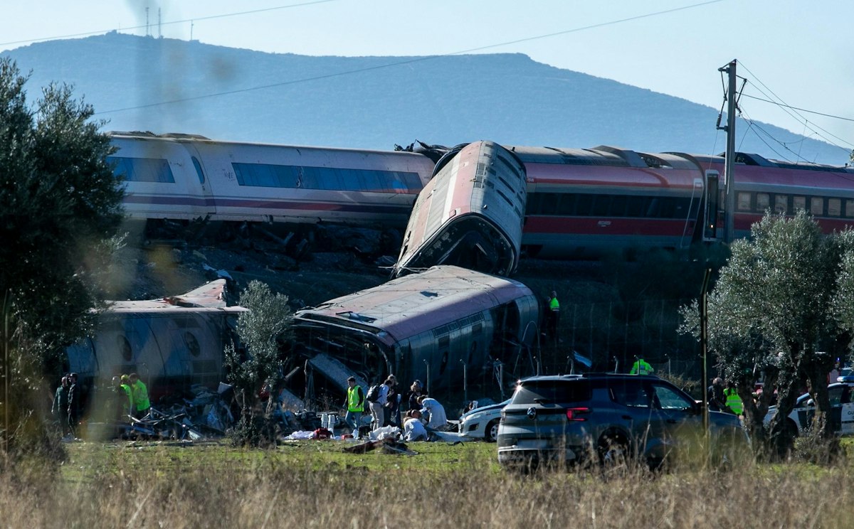 Accident feroviar grav în Spania cu cel puțin 68 de morți