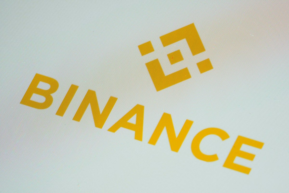 Atac cibernetic major la Binance: furt de criptomonede de 6,3 miliarde dolari