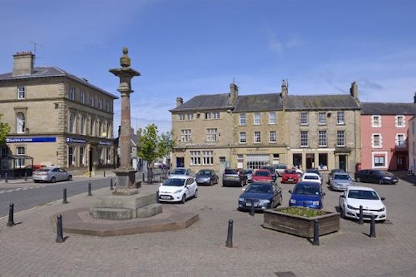 Mercat Cross, Duns
