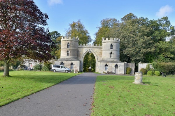 Pavillion Lodge, Duns