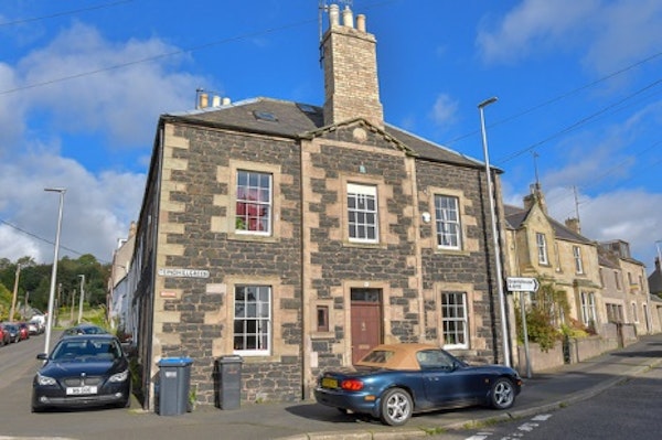 The Ewe and Lamb, Duns