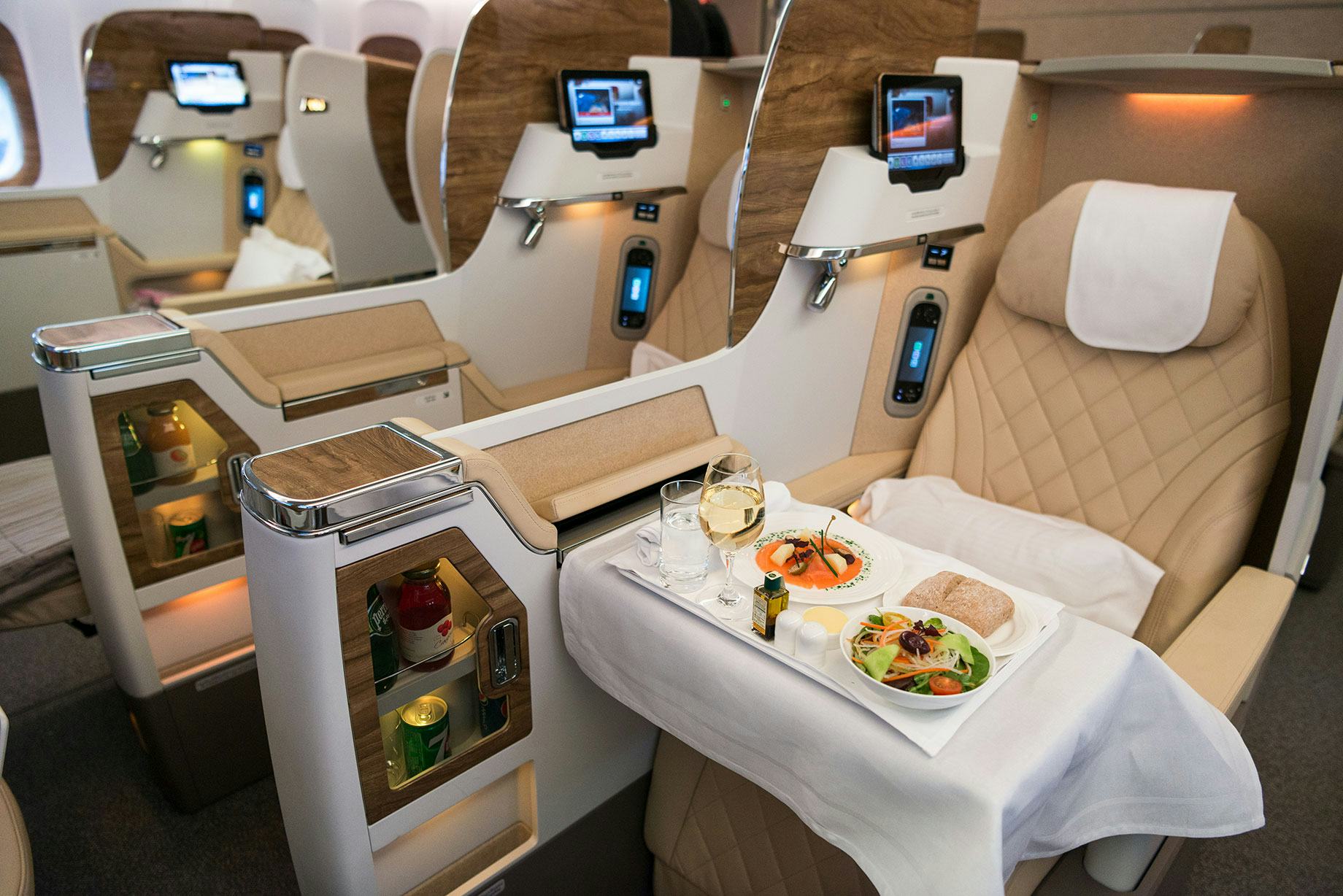 Fly Miami to Dubai Fly Miami to Dubai