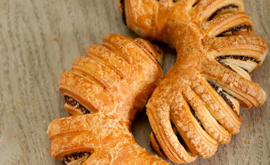 ay şeklinde poğaça