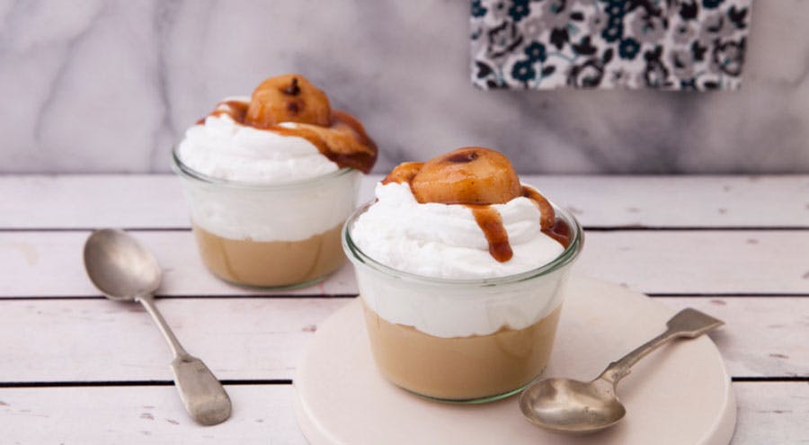 elmalı ve pudingli tatlı