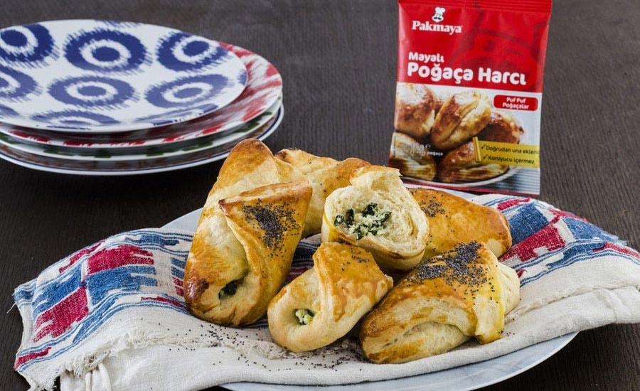 Ispanaklı Lor Peynirli Rulo Poğaça