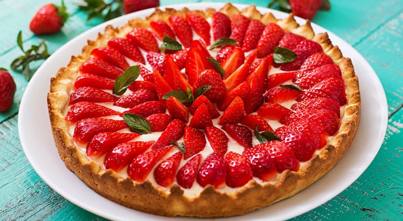 çilekli kolay tart