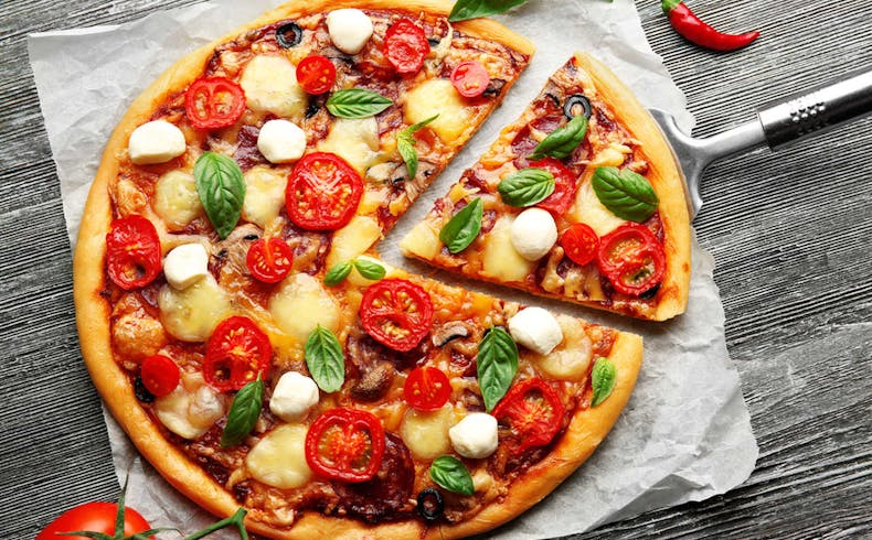 Lezzetli ve Pratik: Evde Kolay Pizza Tarifi