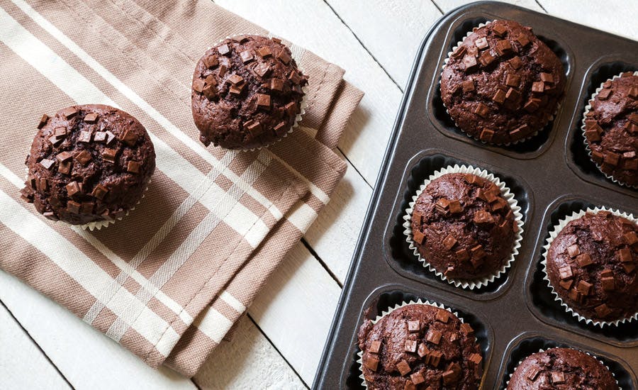 Çikolatalı Fındıklı Pudingle Muffin Kek