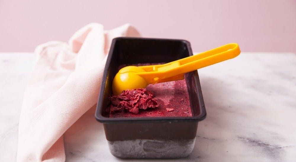 böğürtlenli dondurma