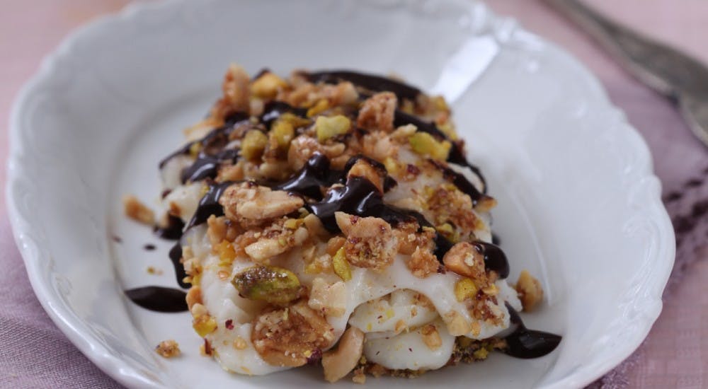 muzlu ve krokanlı tavukgöğsü