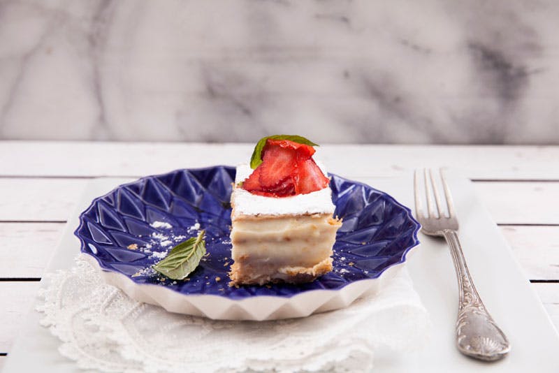 kremalı milföy tatlısı