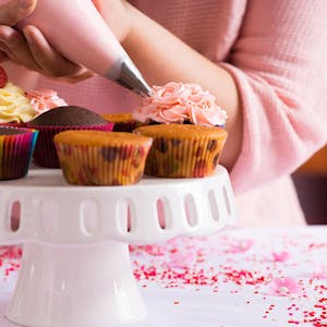 Evde Cupcake Nasıl Yapılır? Yeni Tarifler ile Cupcake Süsleme Teknikleri 