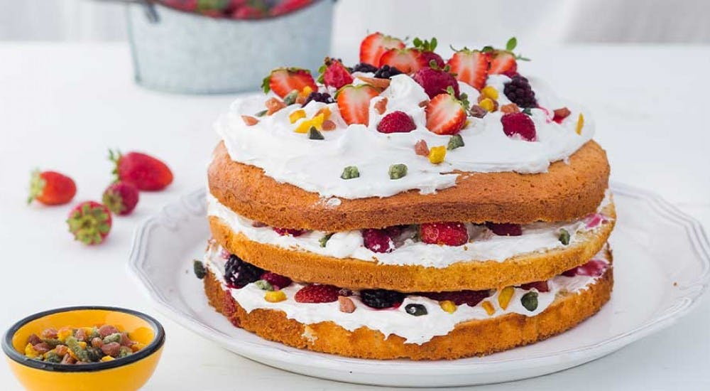 transparan kutlama pastası