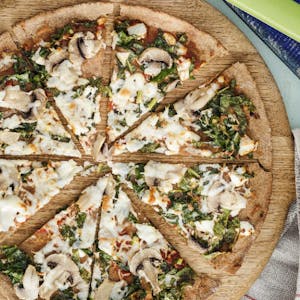 Pazılı ve Mantarlı Çavdar Unlu Pizza Tarifi
