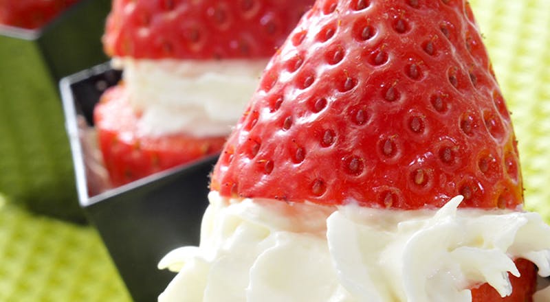 Cheesecake ile Çilekler Tarifi