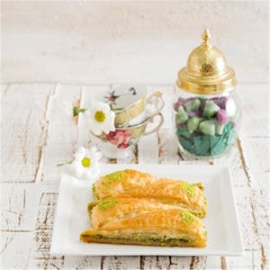 Baklava Yufkasında Pudingli Kek Tarifi