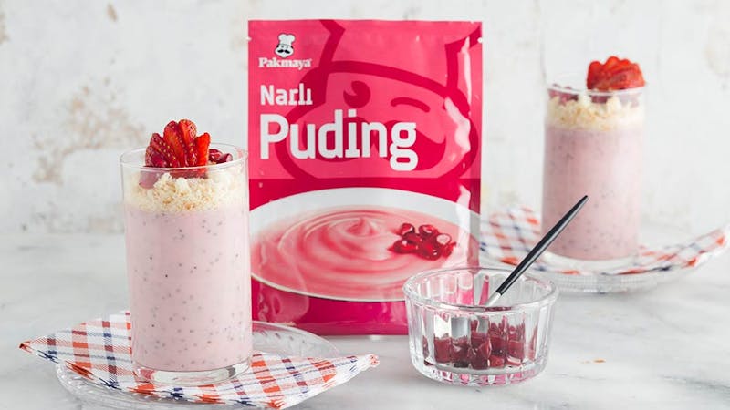 Chialı ve Kırmızı Meyveli Narlı Puding Tarifi