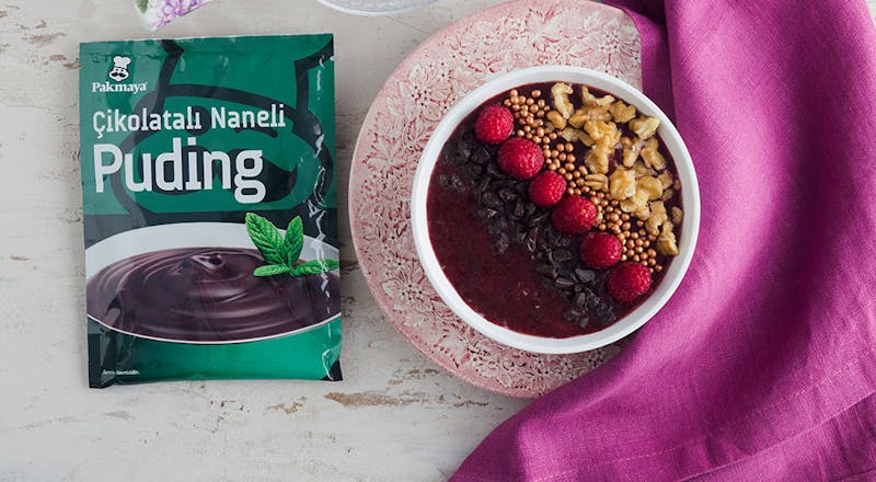 Taze Meyve Püreli Çikolatalı Naneli Puding Tarifi
