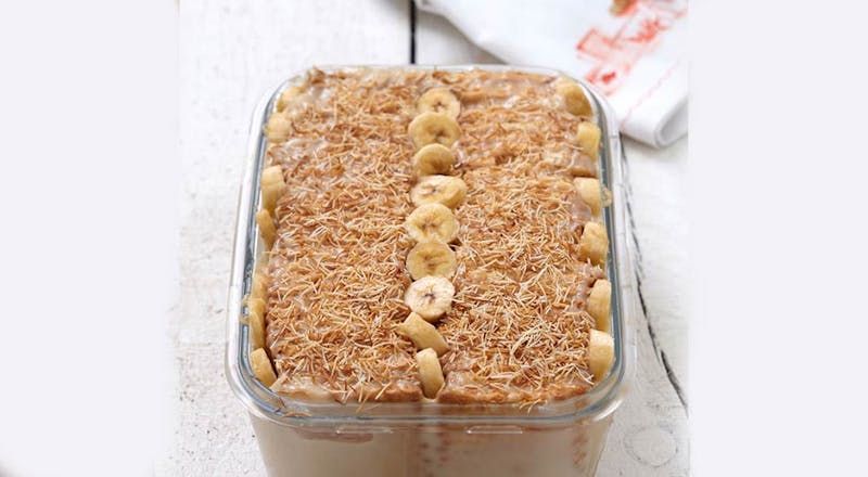 Bisküvili ve Güllü Pudingli Kolay Pasta Tarifi