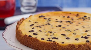 Çikolatalı ve Vanilyalı Pudingli Cheesecake Tarifi