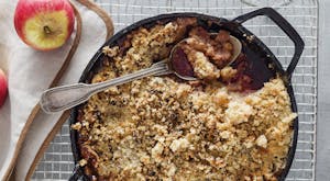 Elmalı ve Muzlu Crumble Tarifi