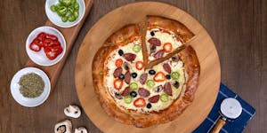 Bayat Pideden Pizza Tarifi