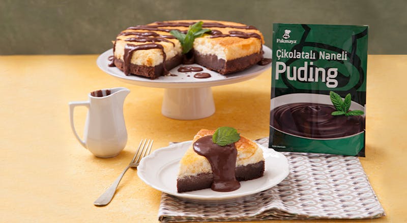Çikolatalı ve Naneli Puding Soslu Cheesecake Tarifi