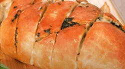 Fesleğen Soslu Kaşar Peynirli Ekmek Tarifi