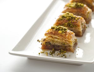 Ev Yapımı Antep Fıstıklı Baklava