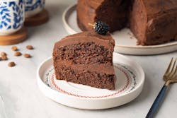 Çikolata Kremalı Vegan Pasta Tarifi