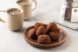 Kahve Yanına Lezzetli ve Şık Bir Lezzet: Şeker İlavesiz Bitter Çikolatalı Truff Tarifi