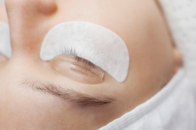 Woman having a lash lift