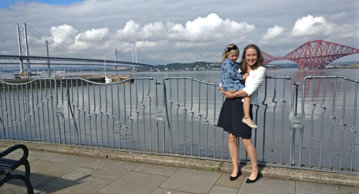Debbie, Ellen and the Forth Bridges