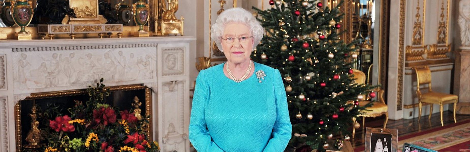 Décoration Du Sapin De Noel En Angleterre Comment La Reine Elizabeth A T Elle Decore Son Sapin De Noel Décoration Du Sapin De Noel En Angleterre Comment La Reine Elizabeth A T Elle Decore Son Sapin De Noel