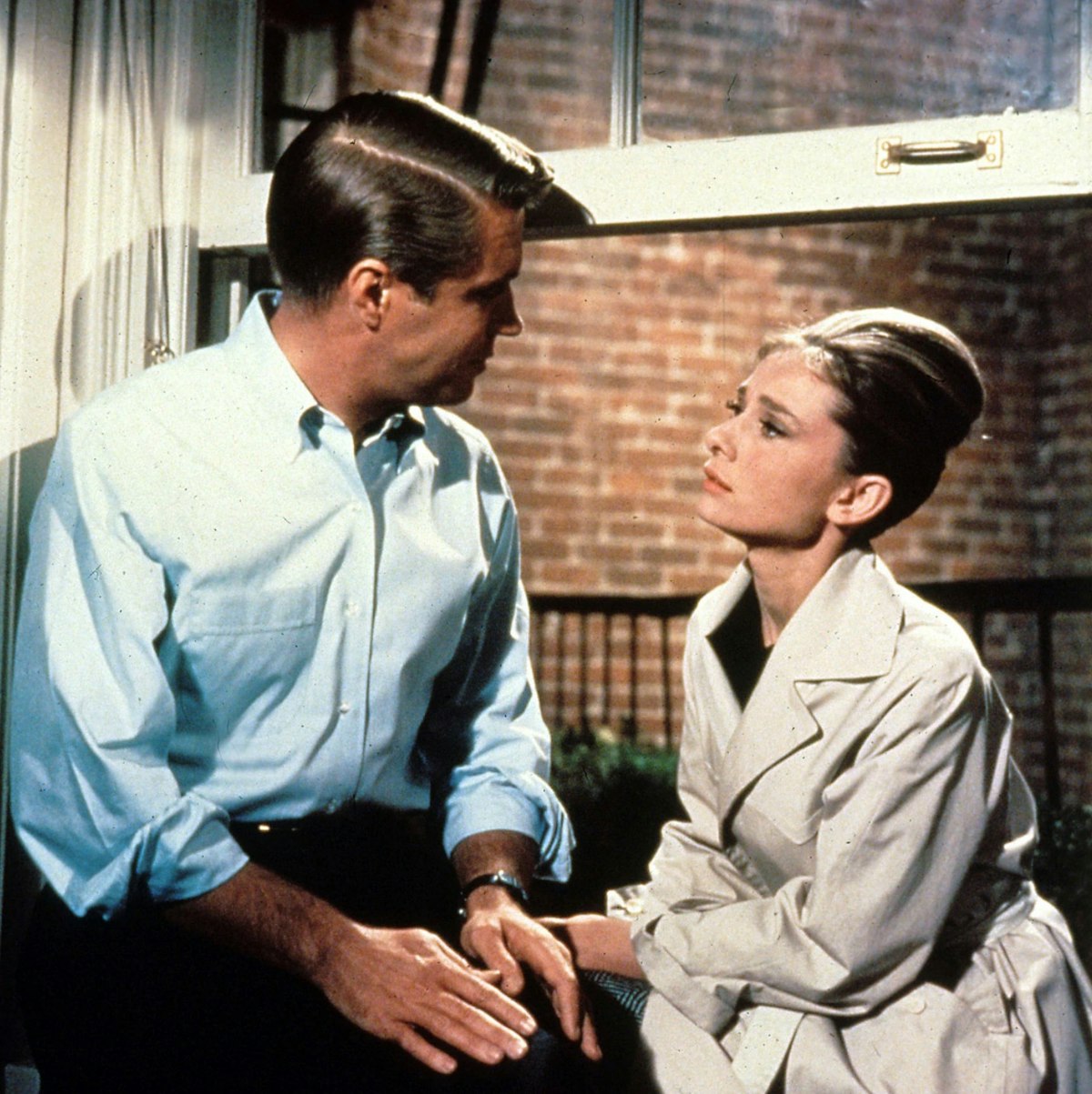 11 apparitions emblématiques du trenchcoat au cinéma